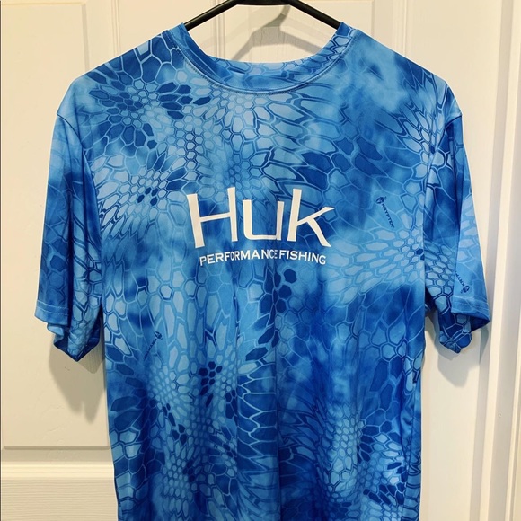 Huk Fishing t-shirt - Picture 1 of 3